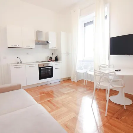 Apartment Duomo Charme